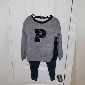 Size 5 kids Polo RL sweater and jogger set.
